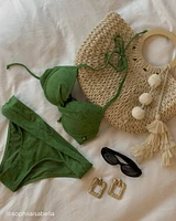 GREEN TROPICAL LEAVES Textured Push-up Bikini Top