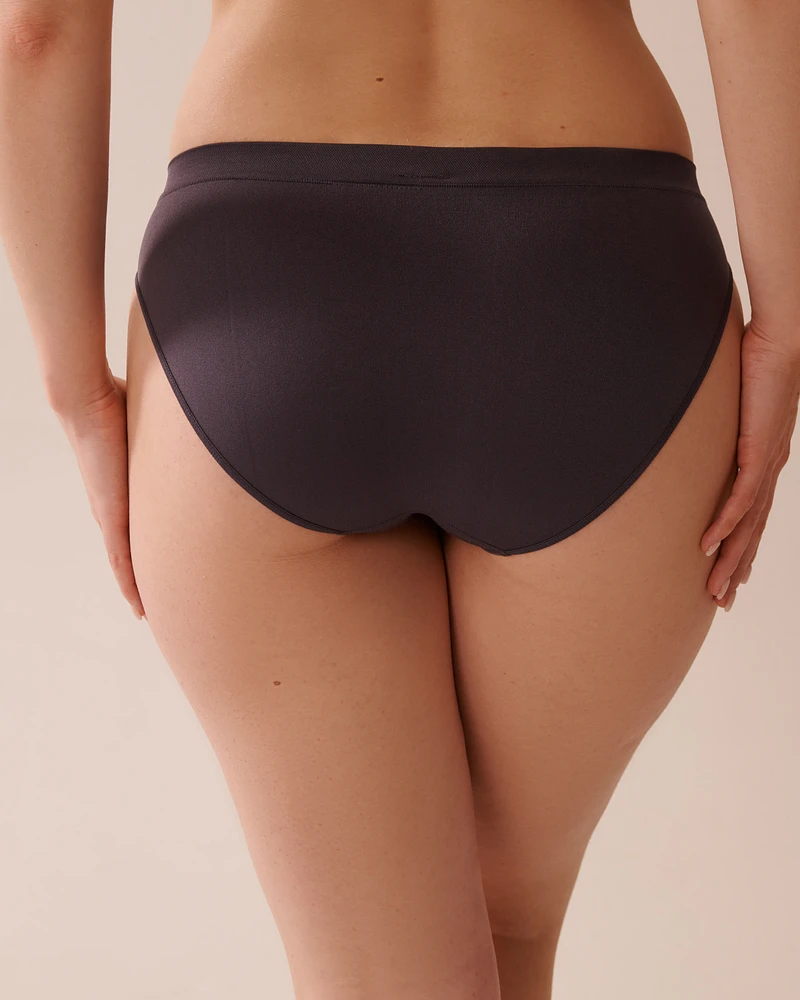 Seamless Fabric Bikini Panty