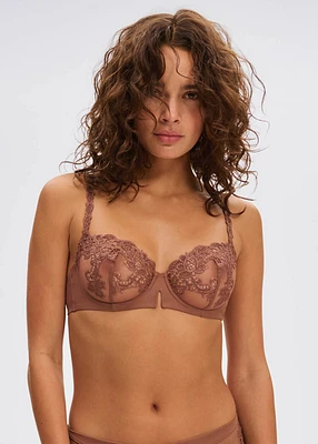 Le soutien-gorge corbeille Saga