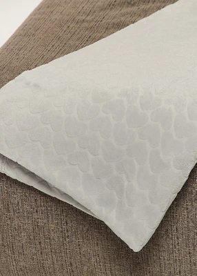Couverture embossé avec coeurs