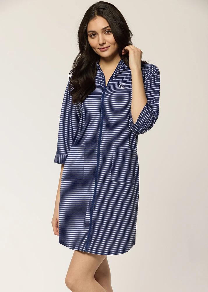 Zipper robe with stripes