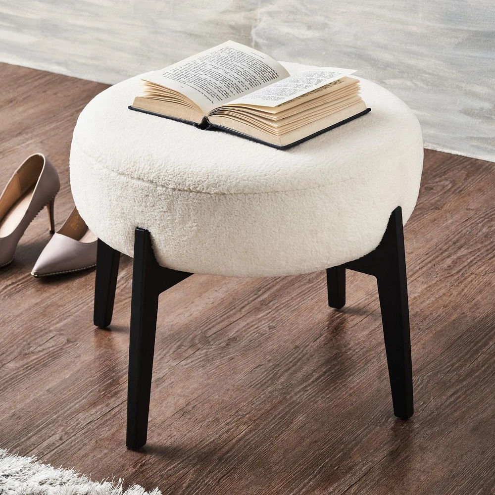 Micha Stool
