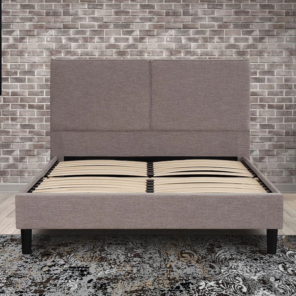 Lloyd Bed a Box
