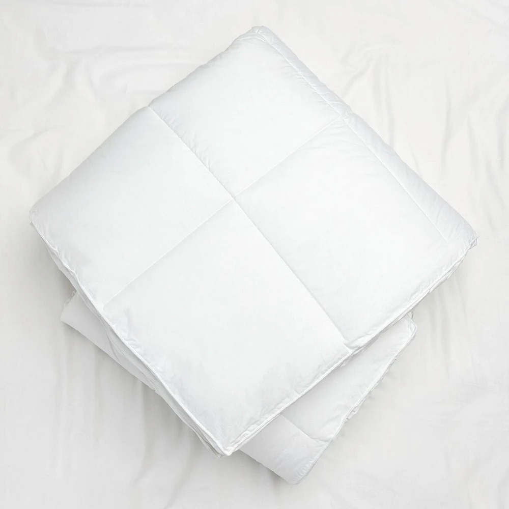 Couette en microfibre hypoallergénique