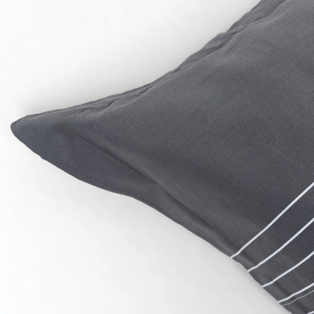 Multistripe Lurex Euro Sham