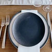 Caviar Coupe Plate by Maxwell & Williams (20 cm)