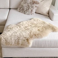 Tapis en peau de mouton taupe de la Nouvelle-Zélande 2  x 3 pi