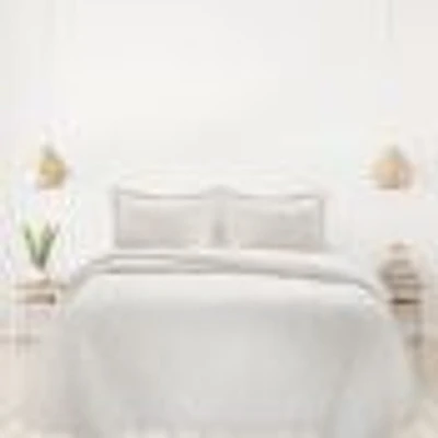 Duke Coverlet Set