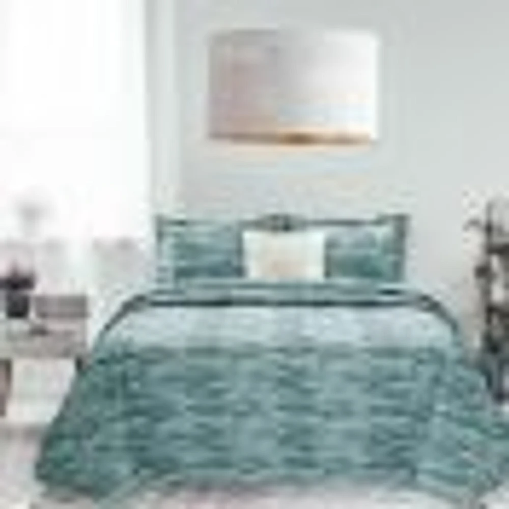 Robson Coverlet