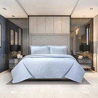 Diamond Bubble Coverlet
