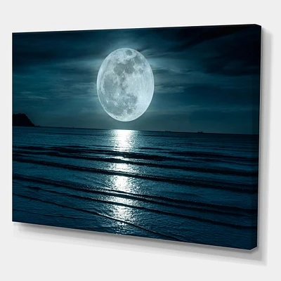 Toile « Super Moon Over The Sea I »
