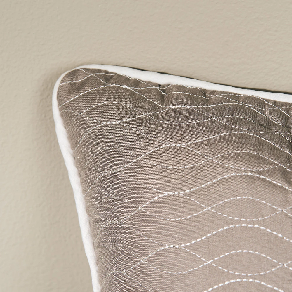 Chelsea Breakfast Cushion