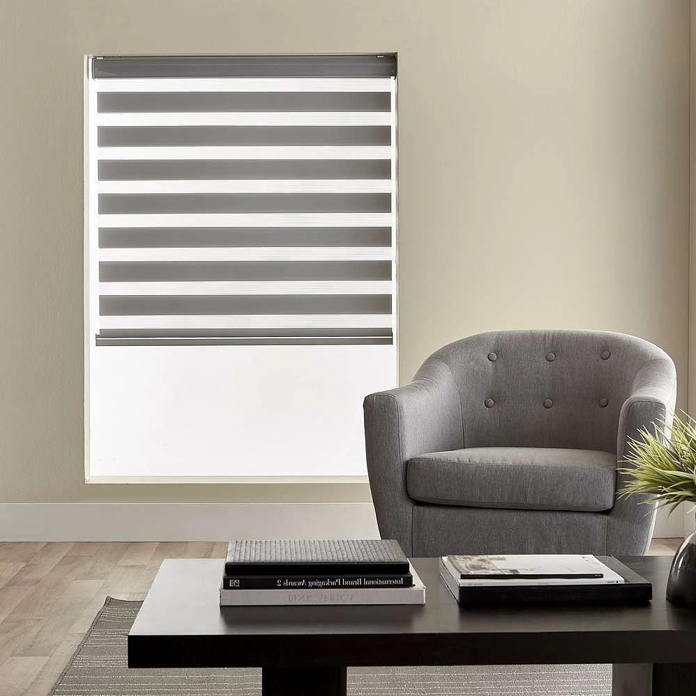 Stores déroulables à toile alternée luxueux jour et nuit « Transition » - gris