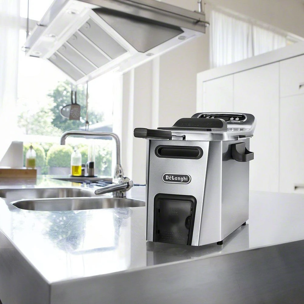 De'Longhi Livenza Cool Zone Fryer