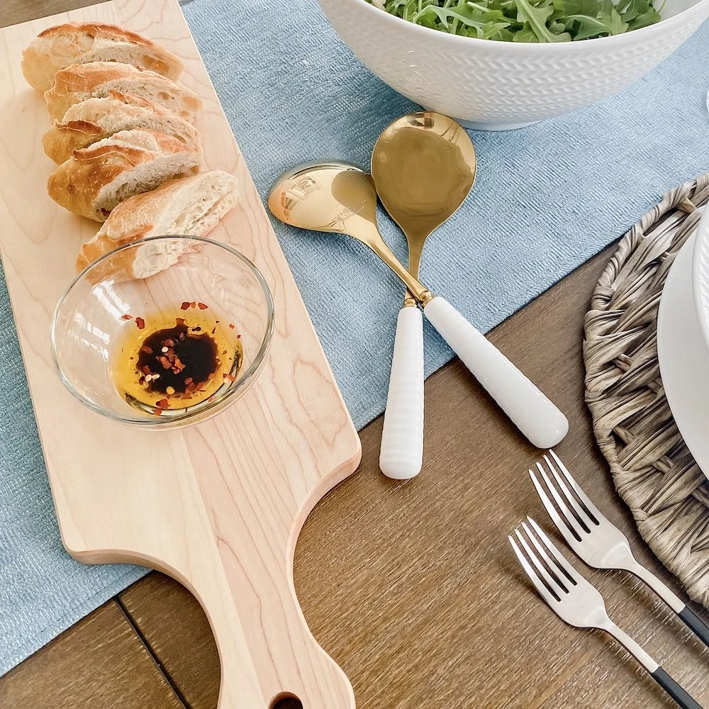 Maple Cutting Board with Handle by CL CUISILUXE