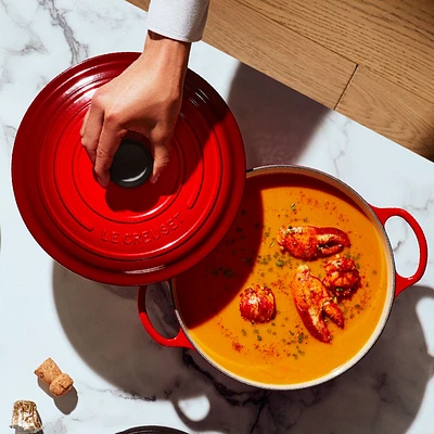 Le Creuset Round Dutch Oven 5.3 L - Cerise