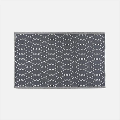 Diamond Motif Outdoor Carpet - 48x72", Grey
