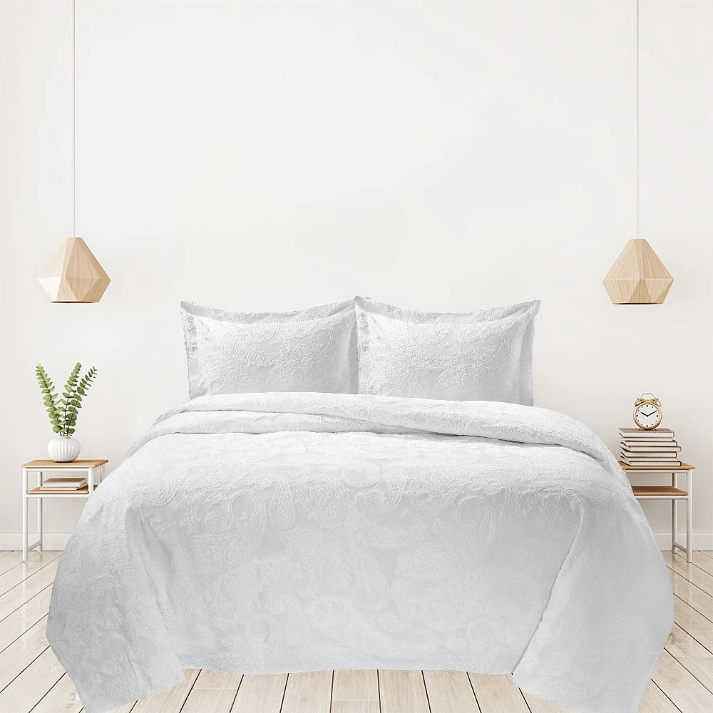 Paisley Coverlet