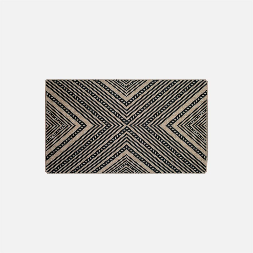 Trigon Doormat 1.5 'x 2.5'