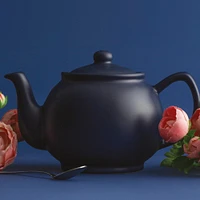 6-Cups Teapot - Black