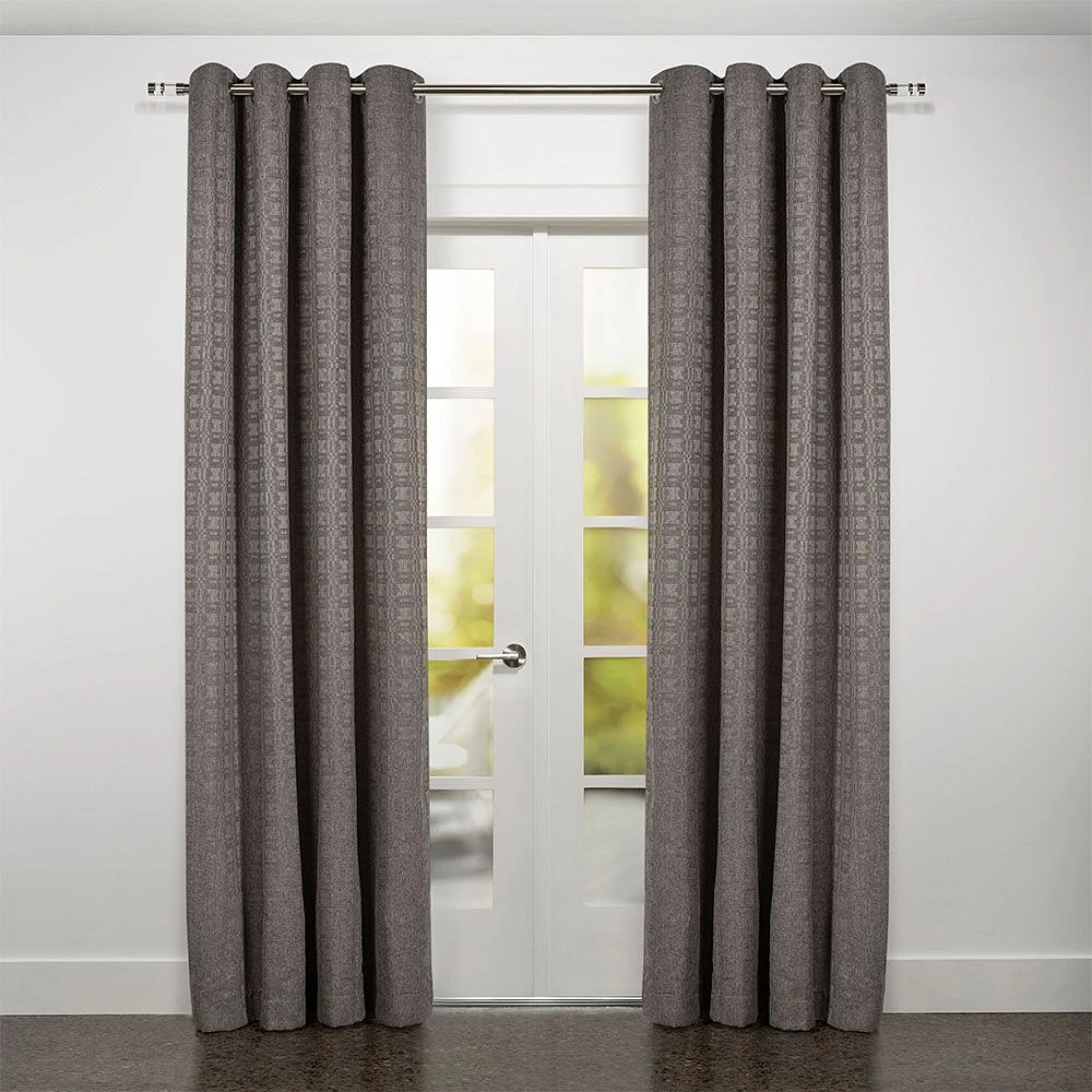 Sogi Grommet Curtain