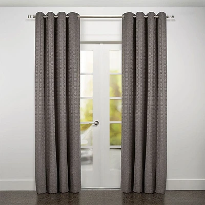 Sogi Grommet Curtain