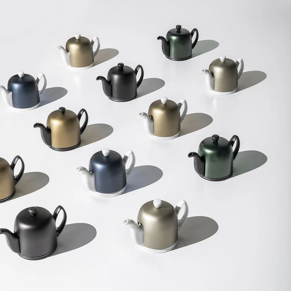 Salam Black Copper Teapot - 4-cup by Degrenne Paris