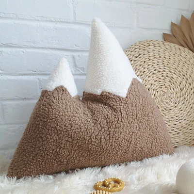 Mountain Pillow - Brown