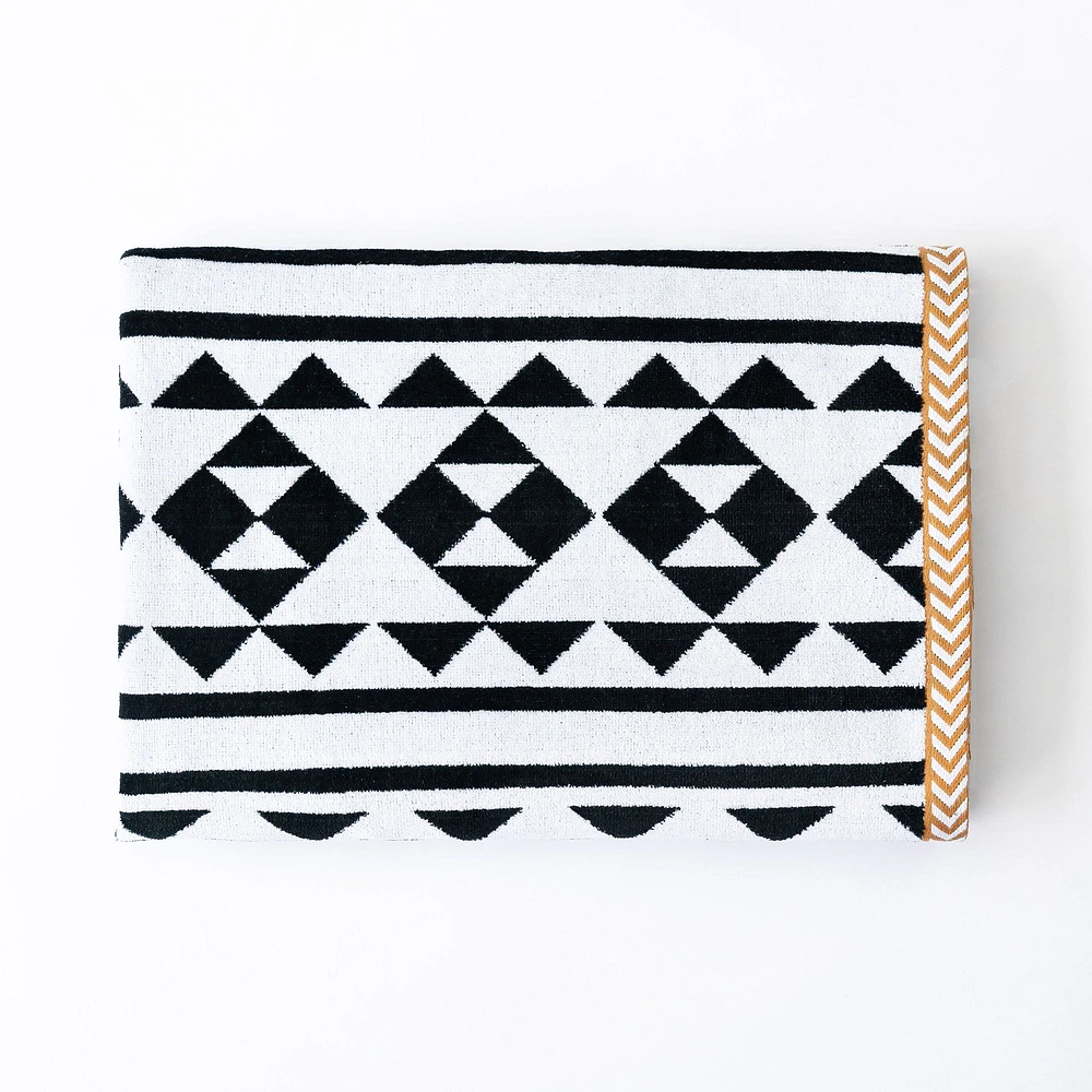 Oceanna Beach Towel - Ikat