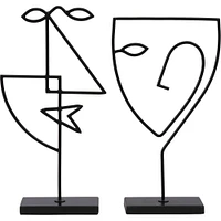 Posie Statue