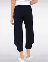 Manteaux | La maison du manteau au Québec Pantalon Drapé Harem Fluide et Chic par Amani Couture