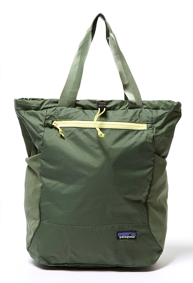 patagonia backpack diaper bag Refugito 18L Daypack - Kids' Experience the perfect blend of sustainability Changing Pad Patagonia Baby Backpack