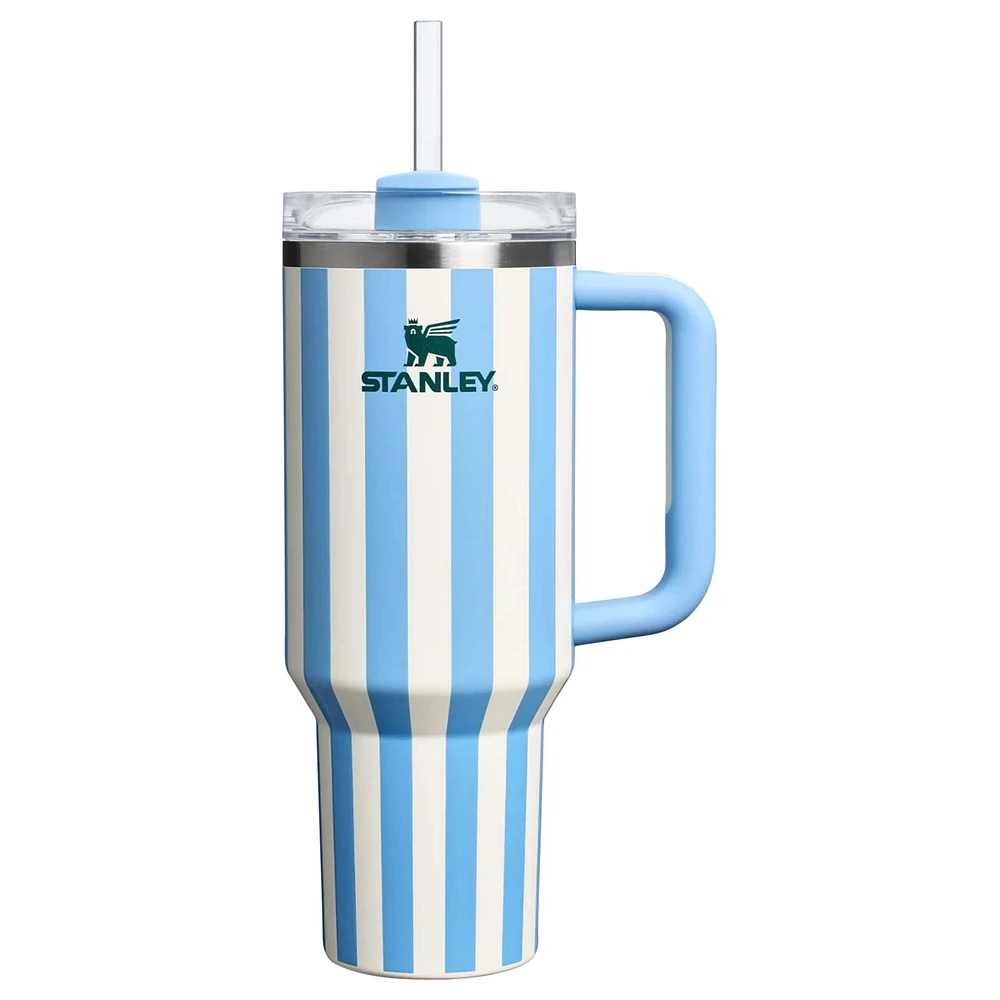 The 40oz Quencher H2.0 Flowstate™ Tumbler in Cornflower Cabana