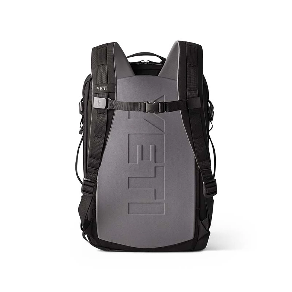 Crossroads® 22L Backpack in Black
