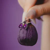 Ivy Earrings with Amethyst in 10kt White Gold