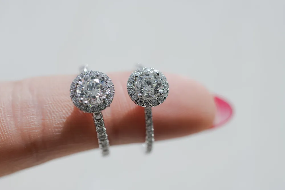 Colourless Collection Halo Engagement Ring with 1.12 Carat TW of Diamonds in 18kt White Gold