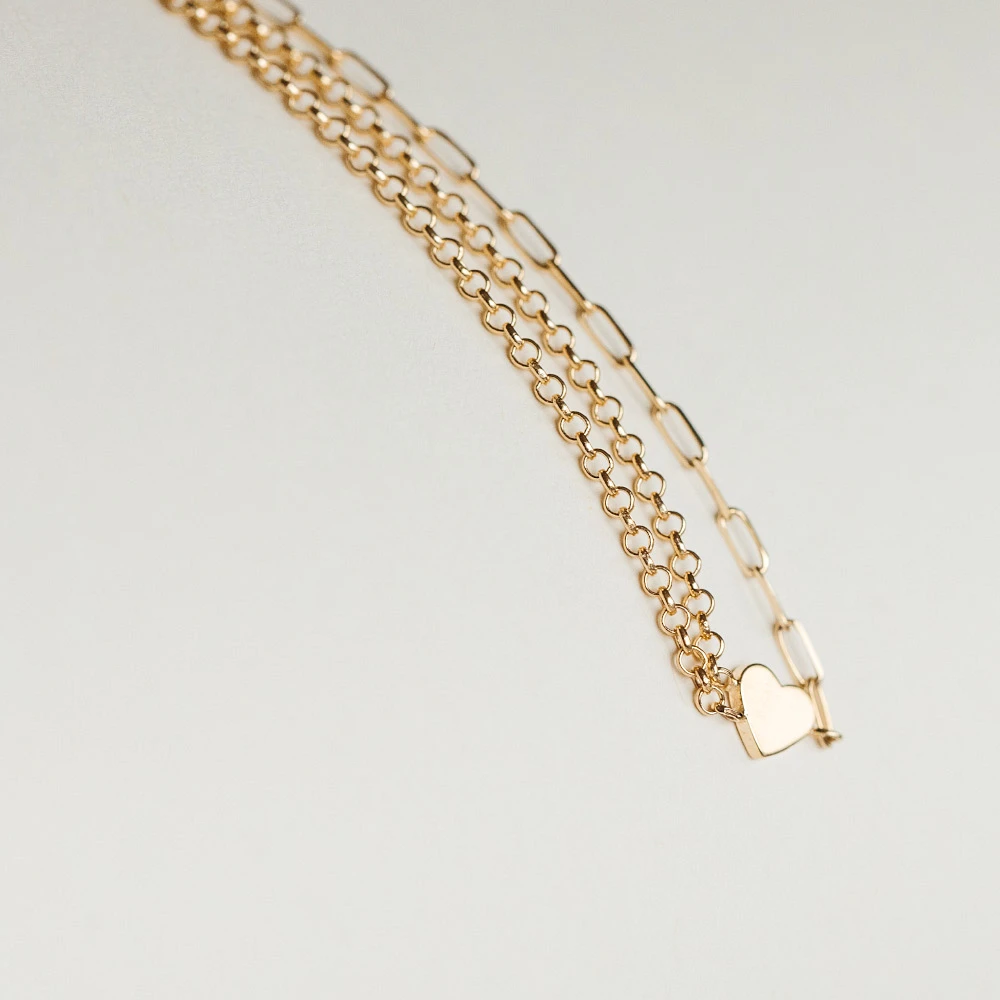 7.5″ Paperclip and Rolo Chain Mini Heart Bracelet in 10kt Yellow Gold