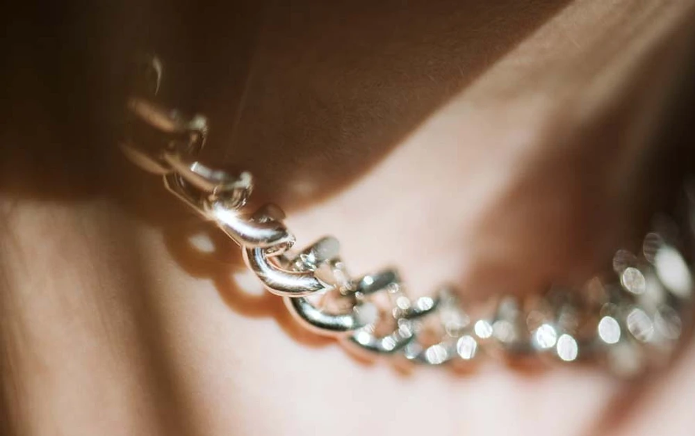 15″-17.5″ 9.5MM Athena Curb Necklace in Sterling Silver