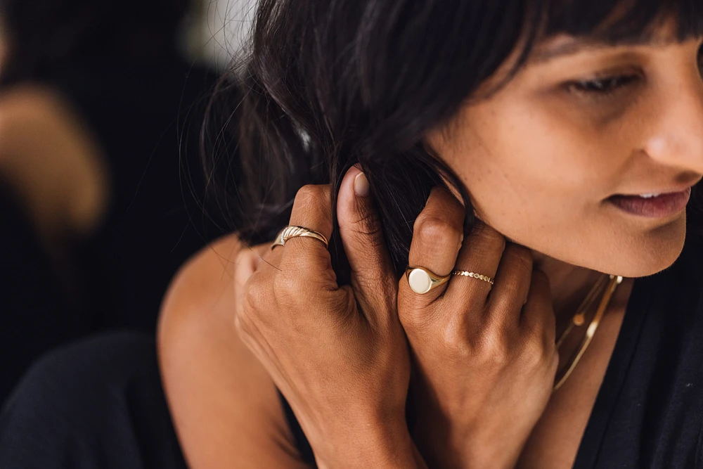 Oval Signet Ring in 10kt Yellow Gold
