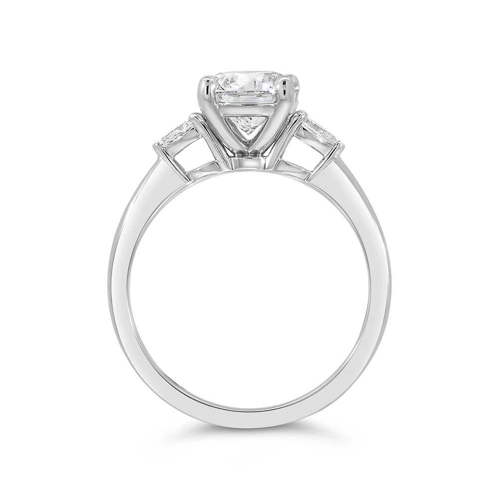 Round Brilliant Engagement Ring with Carat TW of Lab Created Diamonds in 14kt Gold