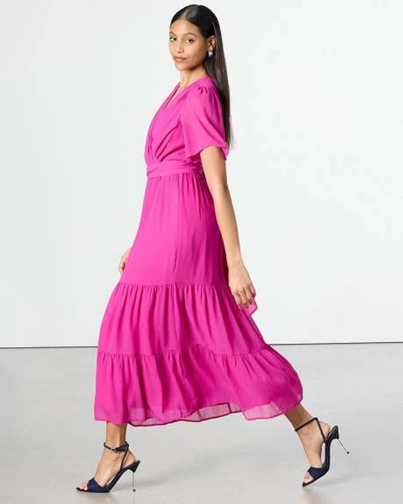 Short-Sleeve Tiered Maxi Dress with V Neckline