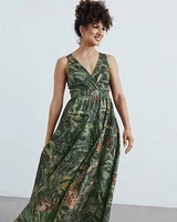 Sleeveless V-Neck Maxi Dress