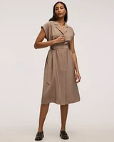 Short-Sleeve Buttoned-Down Midi Dress with Tailored Collar
