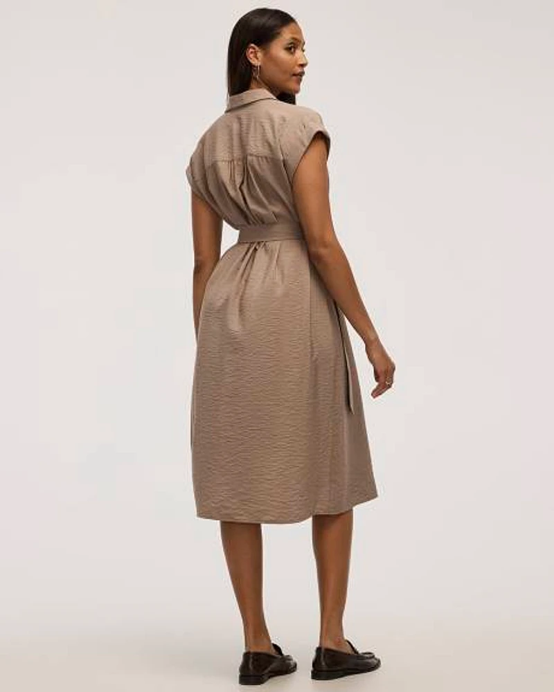 Short-Sleeve Buttoned-Down Midi Dress with Tailored Collar