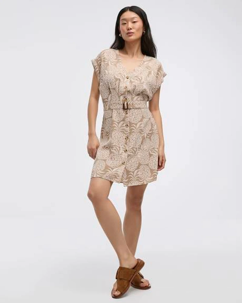 Robe boutonnée à manches courtes col V