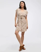 Robe boutonnée à manches courtes col V