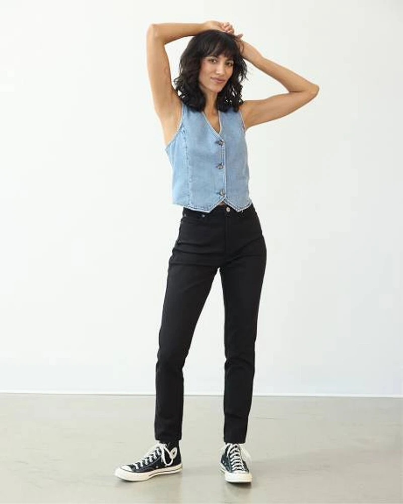 Jean taille haute à jambe étroite