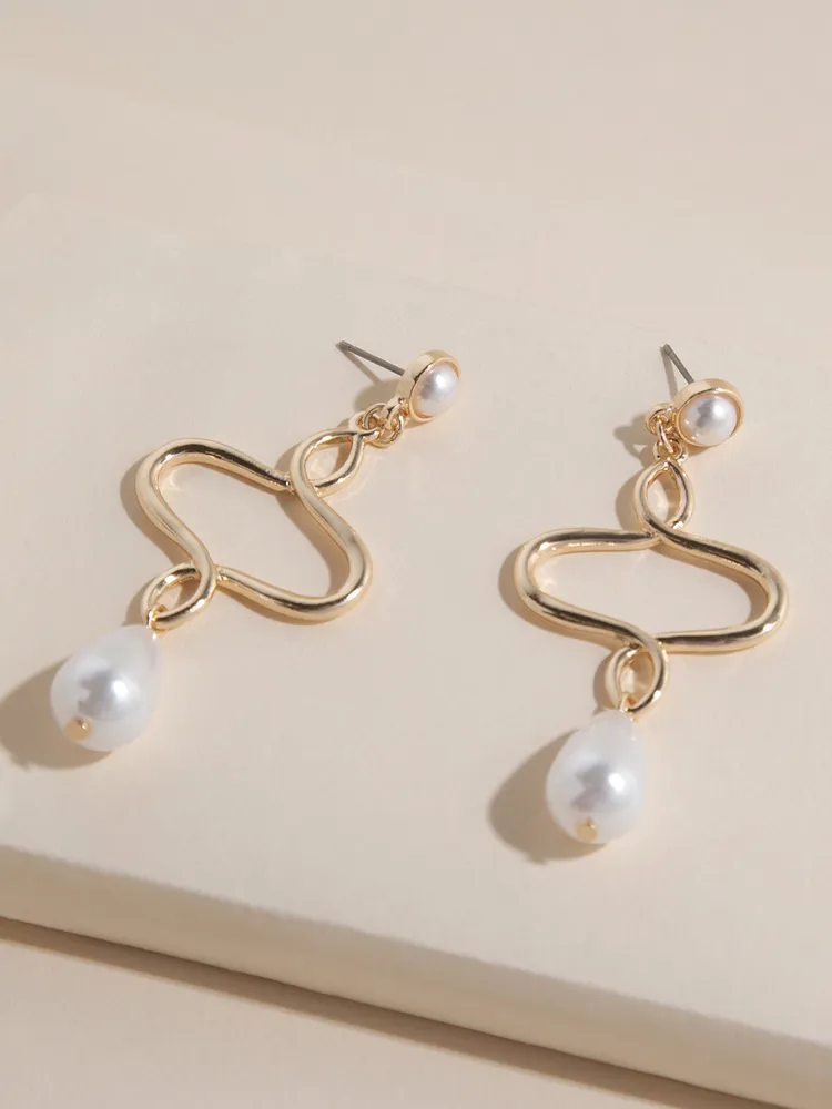 Geometric Pearl Drop Earrings