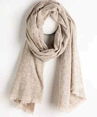 Reversible Jacquard Leopard Scarf