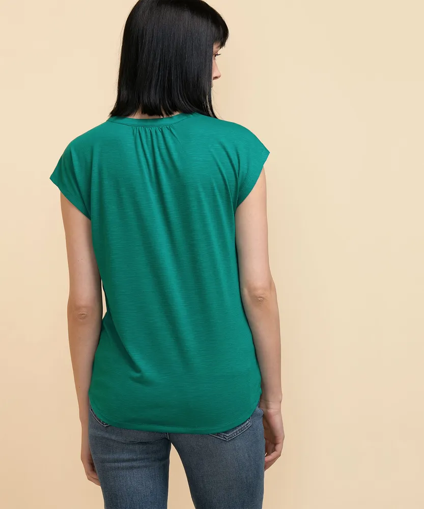 Henley T-Shirt